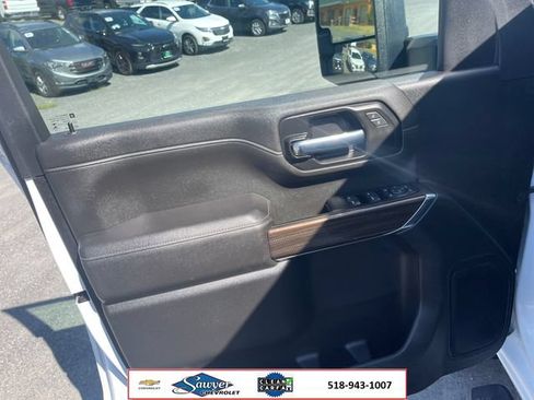 Used 2022 Chevrolet Silverado 2500 LT w/ Convenience Package AWD/4WD image 11