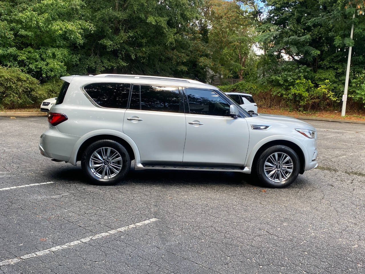 Used 2021 INFINITI QX80 Luxe RWD image 4
