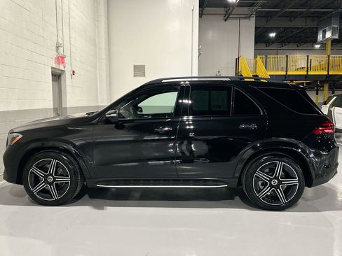 Used 2025 Mercedes-Benz GLE 350 4MATIC image 2