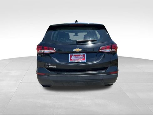 Used 2023 Chevrolet Equinox LS FWD image 6