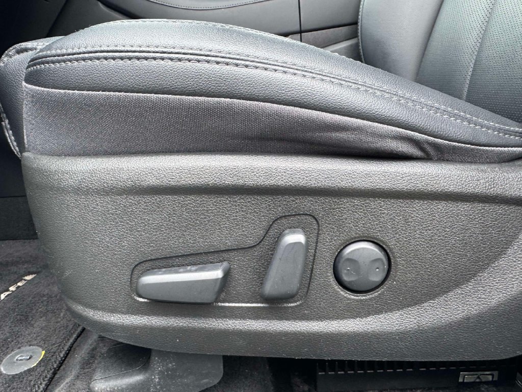 Used 2023 Hyundai Santa Fe SEL Premium AWD/4WD image 17