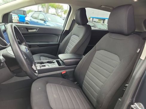 Used 2024 Ford Edge SE w/ Cargo Accessory Package image 16