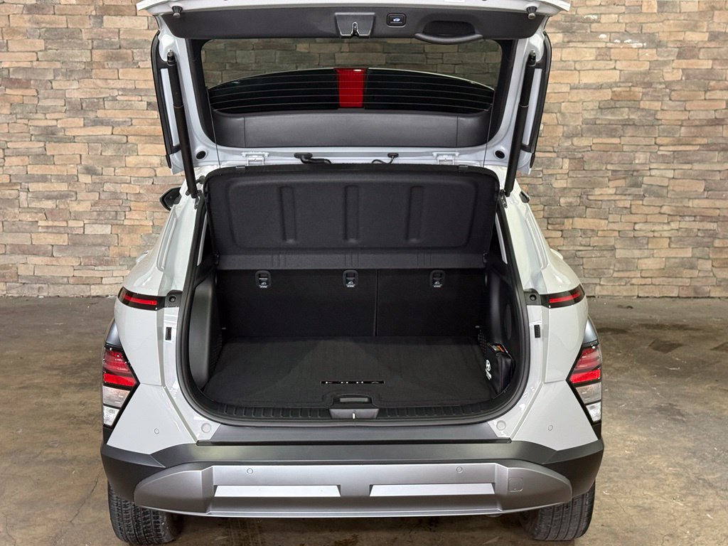 Used 2026 Hyundai Kona Limited AWD/4WD image 8