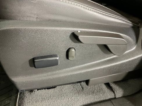 Used 2022 GMC Canyon Elevation w/ Elevation Premium Package image 29