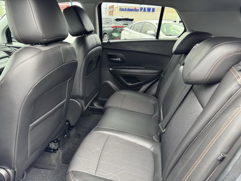 Used 2019 Chevrolet Trax LT w/ LT Convenience Package image 33