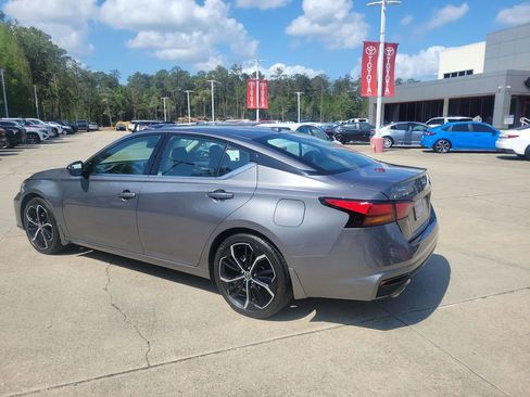 Used 2024 Nissan Altima 2.5 SR image 3