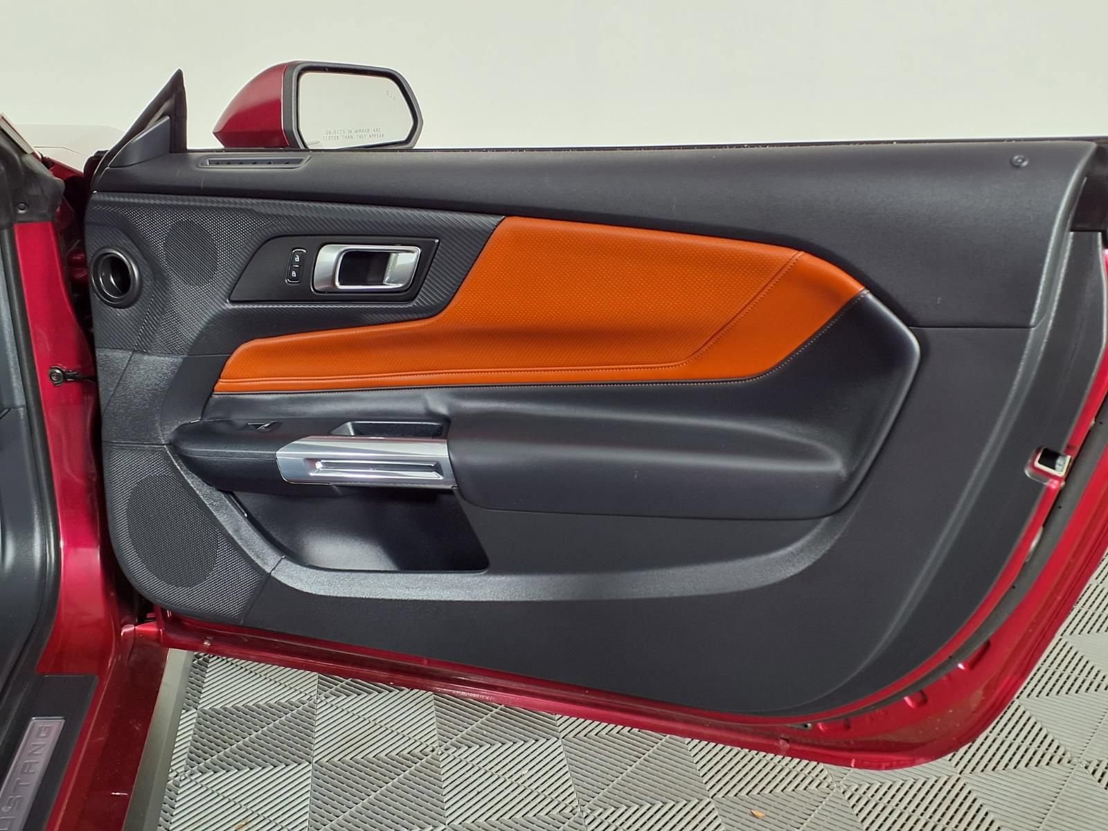 Used 2025 Ford Mustang GT Premium RWD image 8