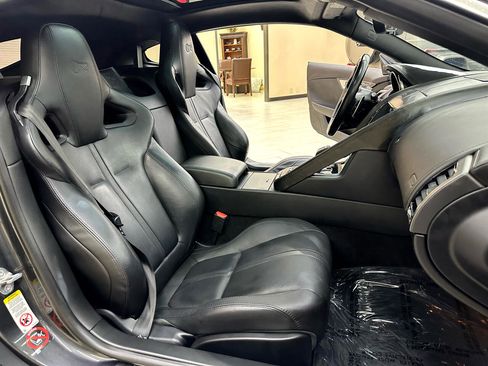 Used 2016 Jaguar F-TYPE R image 33