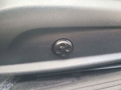 Used 2019 Mercedes-Benz C 300 4MATIC Cabriolet w/ Premium Package image 26