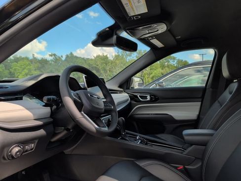 New 2026 Jeep Compass Limited AWD/4WD image 3