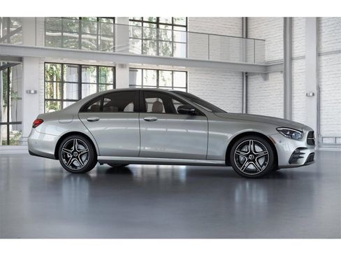 Certified 2022 Mercedes-Benz E 350 4MATIC Sedan image 15