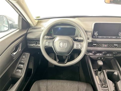 Used 2023 Honda Accord EX image 23