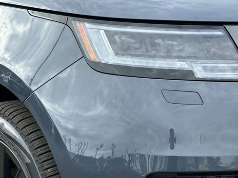New 2026 Land Rover Range Rover SE image 12