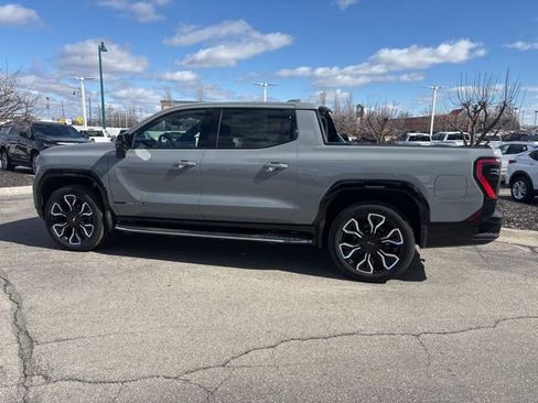 New 2025 GMC Sierra EV Denali image 9