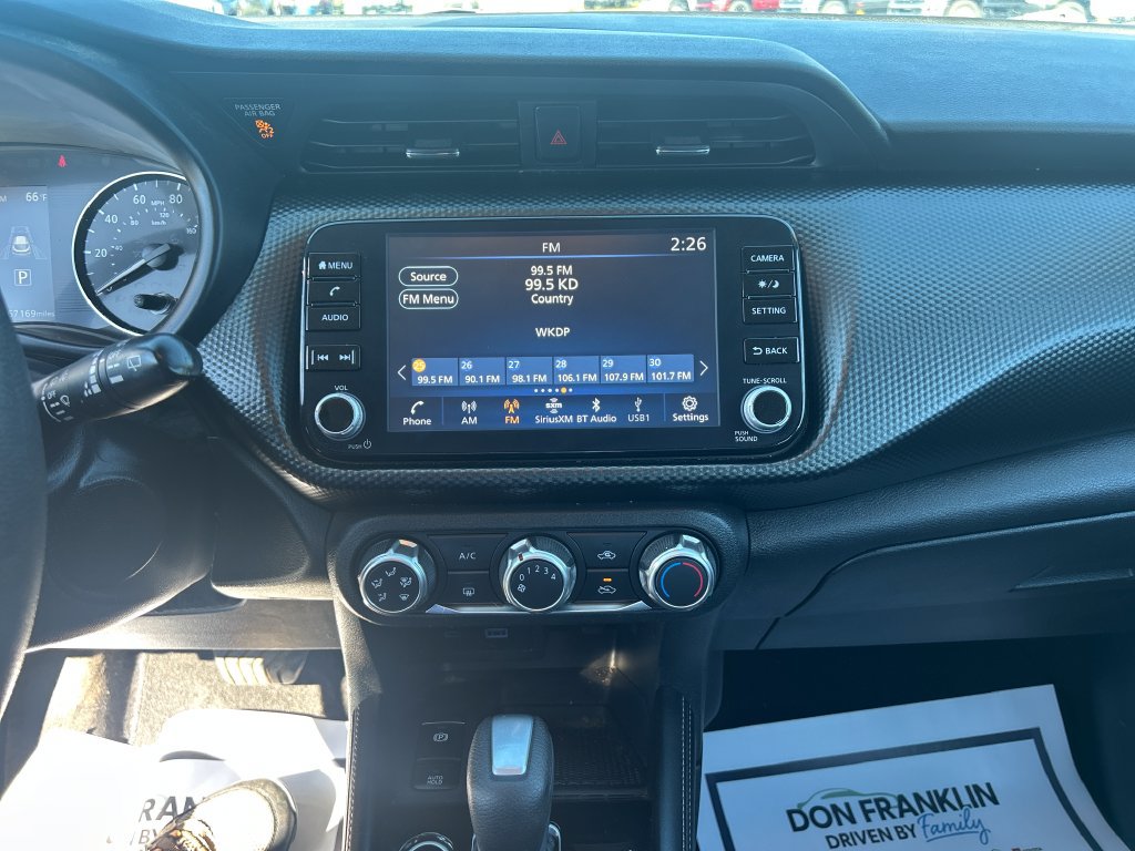 Used 2023 Nissan Kicks SV FWD image 21