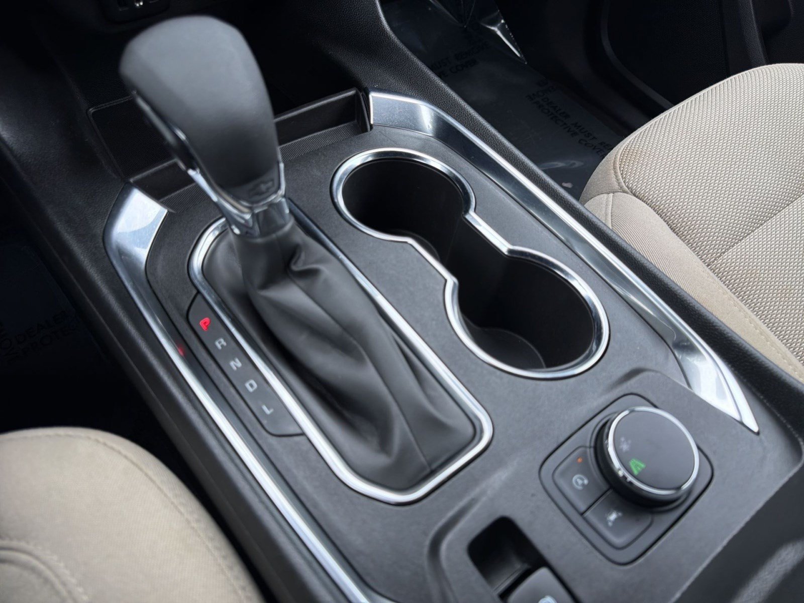 Used 2023 Chevrolet Traverse LS FWD image 21