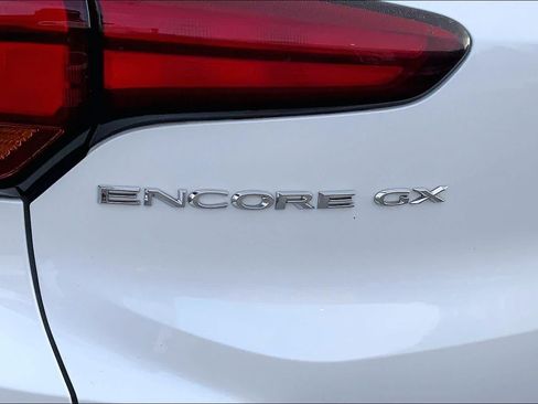 Used 2022 Buick Encore GX Select w/ Sport Touring Package FWD image 30