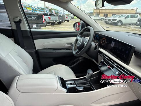 Used 2025 Hyundai Tucson SEL FWD image 20