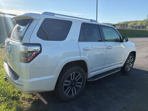Used 2017 Toyota 4Runner Limited image 10