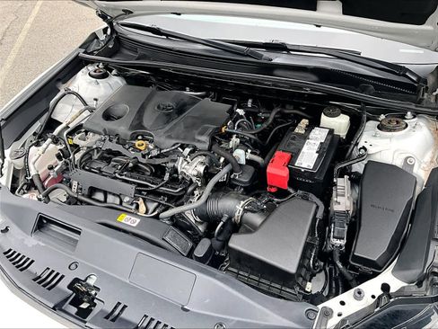 Used 2022 Toyota Camry SE w/ Carpet Mat Package (TMS) image 34