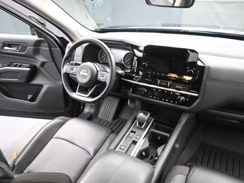 Used 2024 Nissan Pathfinder SL w/ SL Premium Package FWD image 21