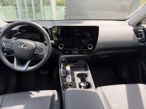 Used 2025 Lexus NX 350 AWD w/ Accessory Package (2T) image 7