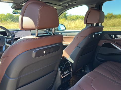 New 2026 BMW X5 sDrive40i w/ Climate Comfort Package image 14