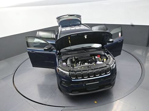 New 2026 Jeep Compass Latitude AWD/4WD image 33
