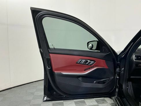 Certified 2023 BMW 330i Sedan w/ Premium Package RWD image 18