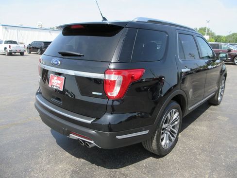 Used 2018 Ford Explorer Platinum AWD/4WD image 6