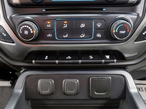 Used 2019 Chevrolet Silverado 2500 LT w/ Z71 Package, Off-Road AWD/4WD image 31