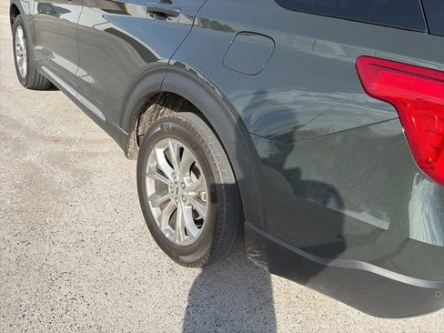Used 2024 Ford Explorer XLT w/ Equipment Group 202A image 12
