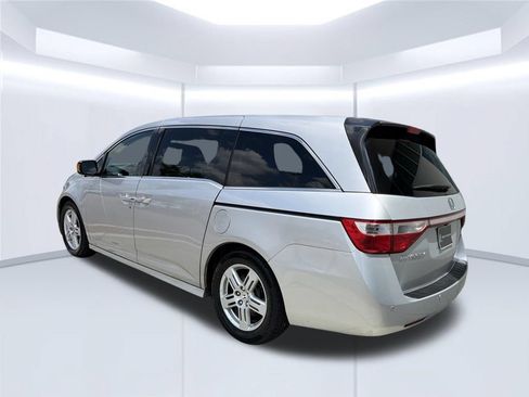 Used 2013 Honda Odyssey Touring image 4
