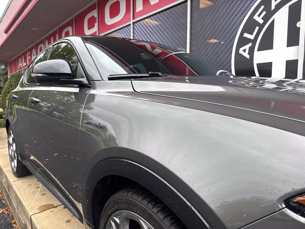 Used 2024 Alfa Romeo Tonale Veloce AWD/4WD image 2