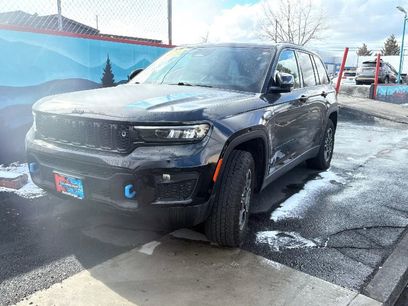 Used 2022 Jeep Grand Cherokee Trailhawk w/ Advanced Protech Group II