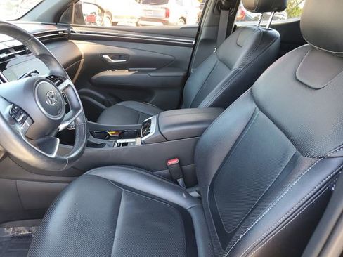 Used 2022 Hyundai Santa Cruz SEL Premium image 15