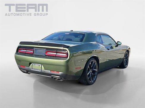 Used 2022 Dodge Challenger R/T w/ Blacktop Package image 7