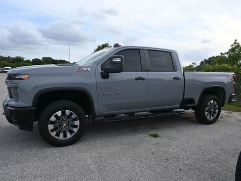 Used 2024 Chevrolet Silverado 2500 Custom w/ Custom Value Package AWD/4WD image 6