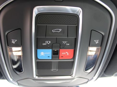 New 2026 Jeep Cherokee Limited AWD/4WD image 21