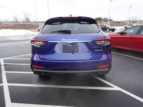 Used 2022 Maserati Levante GT image 6