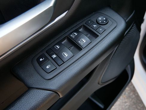 Used 2023 RAM 1500 Big Horn AWD/4WD image 22