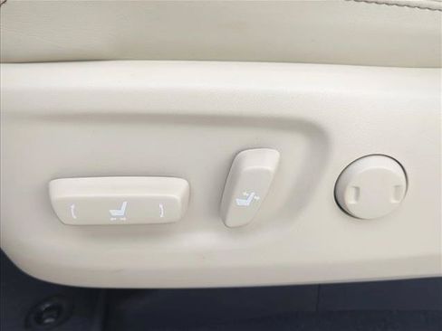 Used 2021 Lexus GX 460 Luxury w/ Accessory Package AWD/4WD image 10