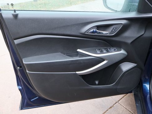 Used 2024 Chevrolet Trax LS w/ LS Convenience Package image 21