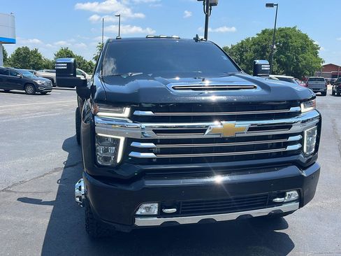 Used 2022 Chevrolet Silverado 3500 High Country AWD/4WD image 8