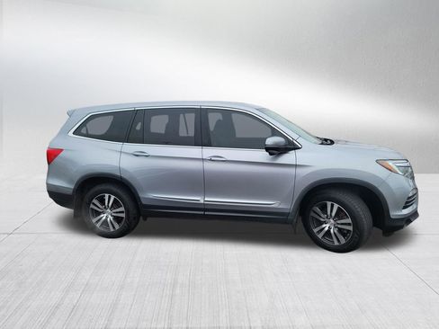 Used 2017 Honda Pilot EX-L image 4