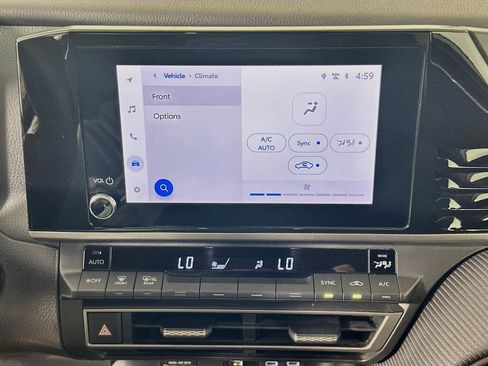 Used 2025 Toyota Camry SE FWD image 23