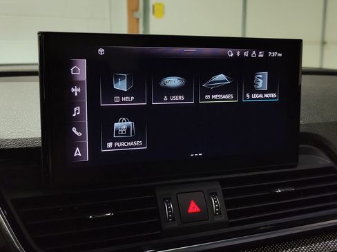 Used 2022 Audi SQ5 Premium Plus w/ Premium Plus Package image 35