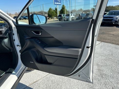 Certified 2025 Subaru Crosstrek 2.5i Limited w/ Popular Package #4A image 13