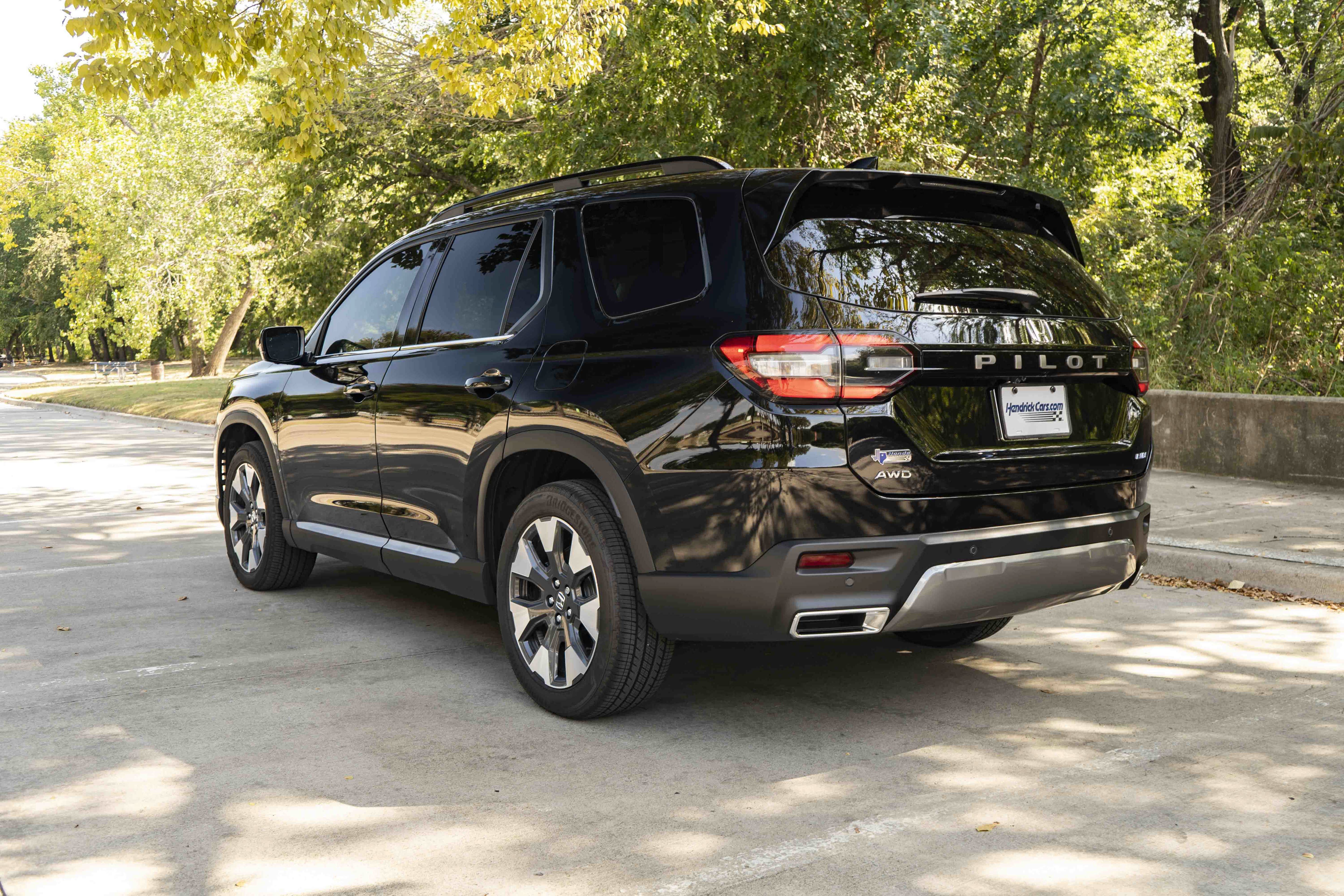 Used 2026 Honda Pilot Elite image 7