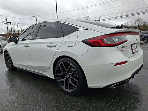 Used 2024 Honda Civic Sport Touring image 4